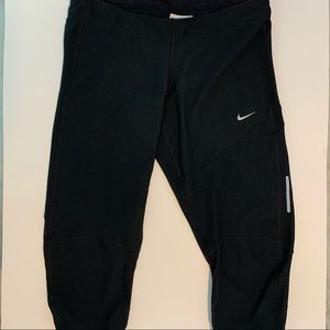Nike Dri-fit Cropped Leggings with Zip Pocket